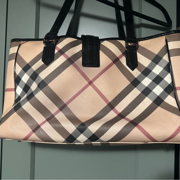 Burberry Tan and Black Checkered Shoulder Bag - Picture 2 of 6